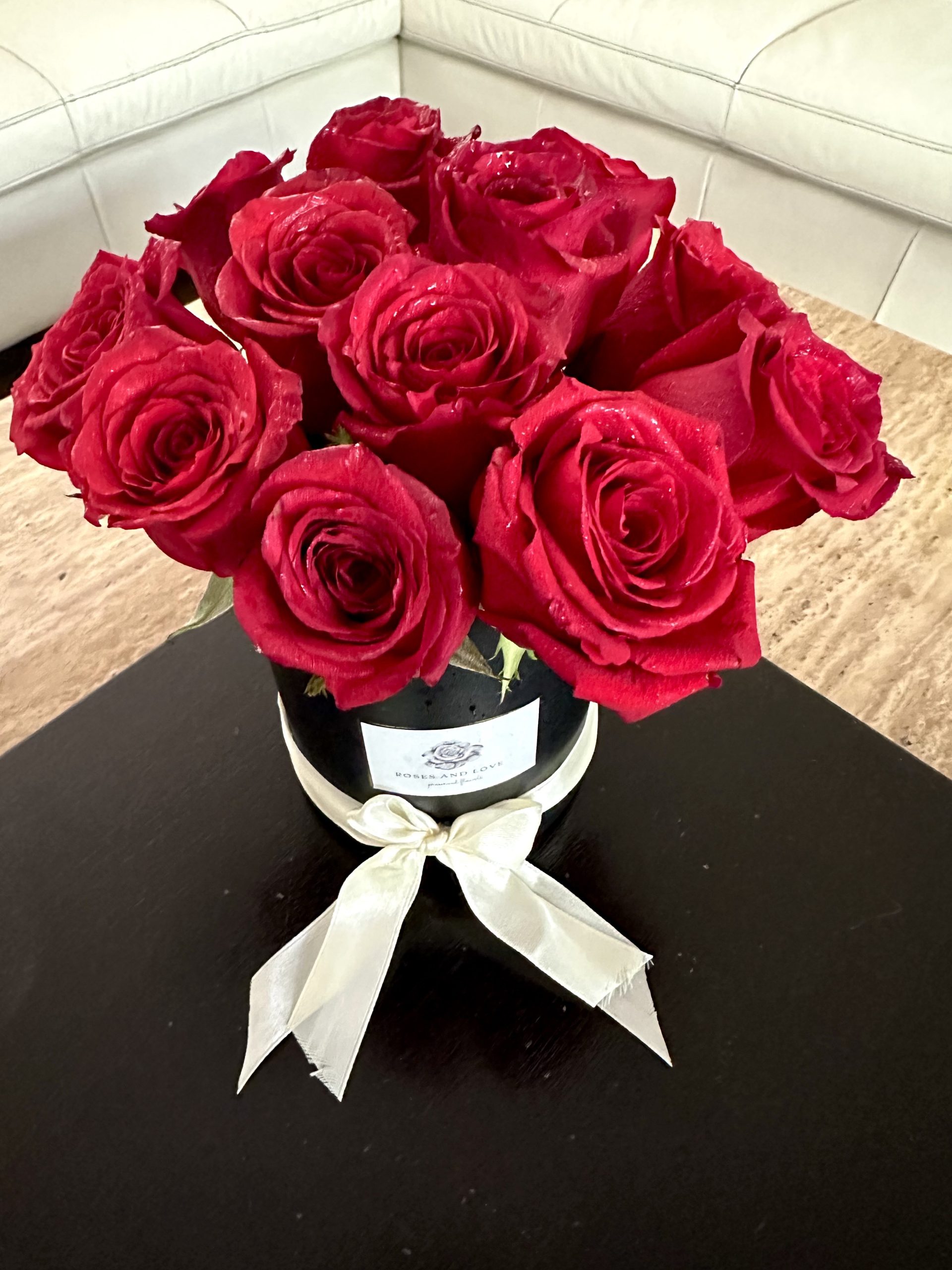 Box cilindro L de Rosas Rojas